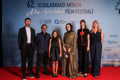 Altın Portakal’ın Galibi “Tavşan İmparatorluğu” 