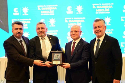 Bursa’da son 1 hafta 5 bin 284 kişi AK Parti kadrolarına katıldı