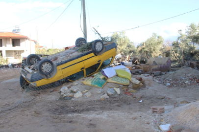 Hortum Antalya'yı fena vurdu