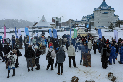 Uludağ Zirvesinde Gençlik Buluşması