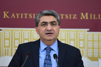 Ekmen: Herkesin ciddi bir muhasebe yapması gerekmektedir