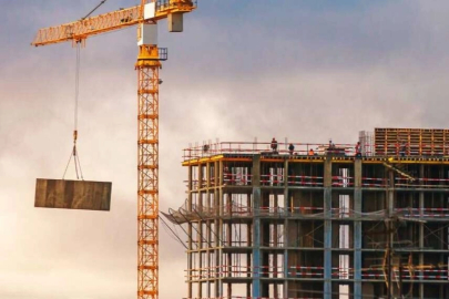 İnşaat üretimi yıllık arttı, aylık geriledi