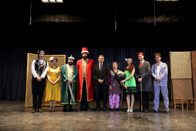 Gemlik’te Ramazan etkinlikleri kapsamında Orta Oyunu düzenlendi