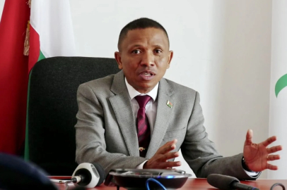 Madagaskar, Kabinesinin feshinden bir hafta sonra yeni bir Başbakana kavuştu.