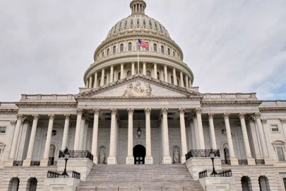 ABD Senatosu, Trump 'ın İran’a yönelik saldırılarını sınırlayan tasarıyı reddetti