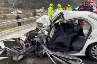 Isparta'da meydana gelen kazada 2 kişi öldü 4 kişi yaralandı