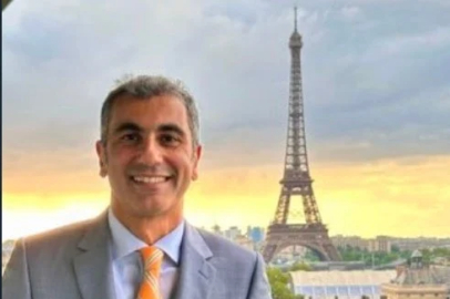 İsviçre bankasına Epstein ile bağlantılı olduğundan şüphelenilerek baskın düzenlendi.