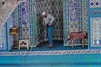 Mudanya 'da  hırsız Cami 'lere dadandı.