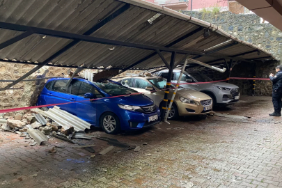 Çekirge Mahallesi'nde bir apartmanın istinat duvarı çöktü