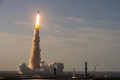 NASA Artemis II Görevi Başladı: Orion Uzay Aracı Astronotlarla Ay’a Gidiyor