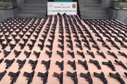 Jandarma’dan dev operasyon... 1.107 ruhsatsız tabanca ele geçirildi