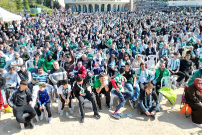 Şampiyonluk Coşkusu Bursa Büyükşehir'le Yaşandı