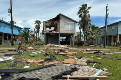 ABD 'de Kasırgalar ölümlere ve birçok evin yıkılmasına neden oldu.