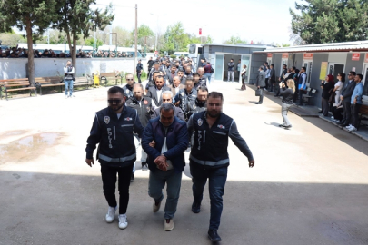 Halfeti Belediyesi operasyonu: Eski başkan dahil 29 kişi tutuklandı