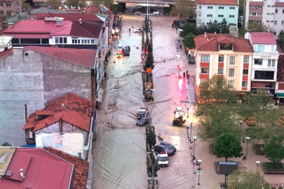 Samsun Havza’yı sel bastı, eğitime ara verildi