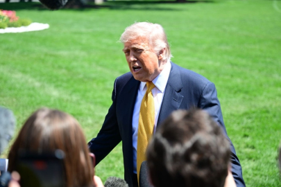 Trump'tan Çin dönüşü Tayvan mesajı: 15 bin kilometre gidip savaşamam