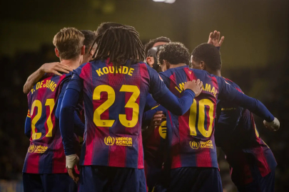 Barcelona’da Hansi Flick değişimi: 6 yıldızla yollar ayrılıyor!