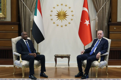 Cumhurbaşkanı Erdoğan, Sudan Egemenlik Konseyi Başkanı Burhan ile görüştü