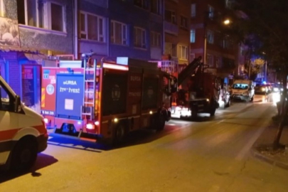 Bursa'da Ev Yangını Faciası: 55 Yaşındaki Adam Hayatını Kaybetti.