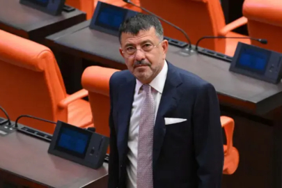İzmir Büyükşehir Belediyesi Soruşturmasında Yeni Gelişme: Veli Ağbaba’nın Ağabeyi Hür Ağbaba Gözaltına Alındı