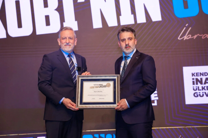 Başkan Vekili Şahin Biba: Bursa'nın geleceğini bütüncül anlayışla vatandaşlarımızın konforunu ve güvenliğini esas alarak hazırlıyoruz dedi.