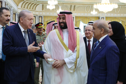 Mekke'de tarihi anlaşma: Türkiye, Suudi Arabistan ve Pakistan ortak savunma mekanizması kurdu