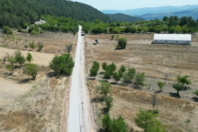 Bursa Büyükşehir Belediyesi, Bursa Keles ilçesinde 3 mahallenin iç ve bağlantı yollarını yenilemek üzere harekete geçti.