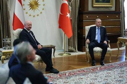 Cumhurbaşkanı Erdoğan, Avusturya ile ticaret hacminin 5 milyar dolara çıkarılmasını hedeflediklerini söyledi.