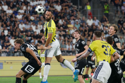 Fenerbahçe, deplasmanda rakibini yenerek Şampiyonlar Ligi play-off'lara çıktı