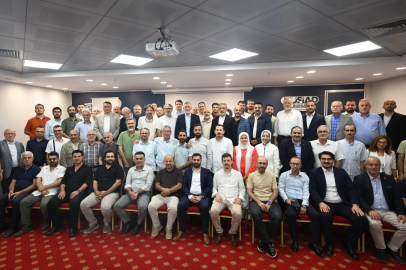 Mimar ve Mühendisler Grubu’nun çalışma toplantısına konuğu İbrahim Burkay oldu.