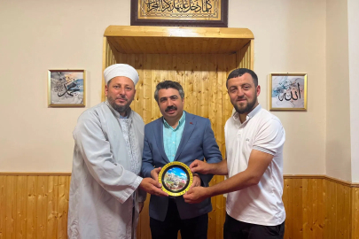 Yıldırım Belediye Başkanı Oktay Yılmaz, Ahıska Müftüsü Mamuka Vashakmadze’yi ziyaret etti