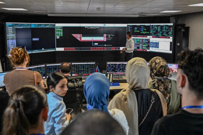 Bursa Büyükşehir Belediyesi, stajyerelerin belediyenin hizmet alanlarını yakından tanımaları için teknik gezi programı düzenlendi.