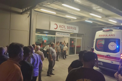 Şanlıurfa Birecik'te Feci Kaza: iki otomobil çarpıştı 3 kişi öldü, 2 yaralı
