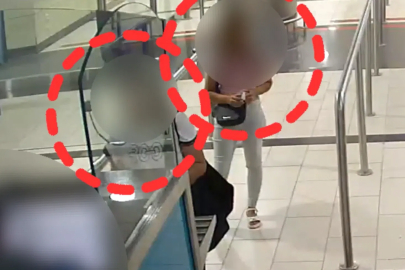 Antalya’da tramvayda yankesicilik: 2 yabancı uyruklu şüpheli yakalandı.