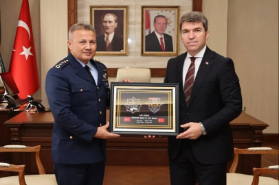 Tuğgeneralliğe terfi eden Türkiye’nin ilk astronotu Alper Gezeravcı Amasya’da görevine başladı