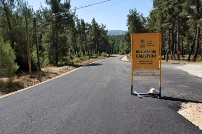 Orhaneli’de 1,5 kilometrelik bağlantı yolu yenileniyor.