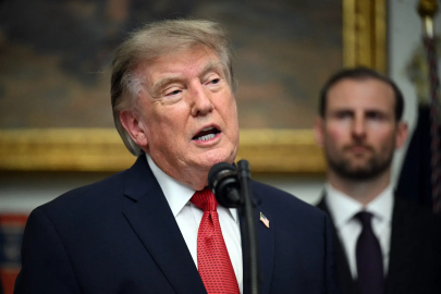 Trump’tan İran görüşmelerine fren: Üst düzey temsilcilere “durdurun” talimatı