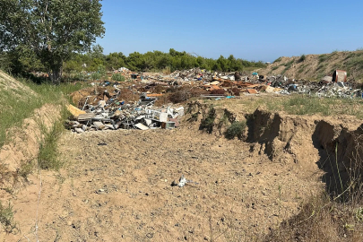 Antalya'da atık biriktirerek çevre kirliliğine neden olan otele 1 milyon 678 bin TL ceza uygulandı.