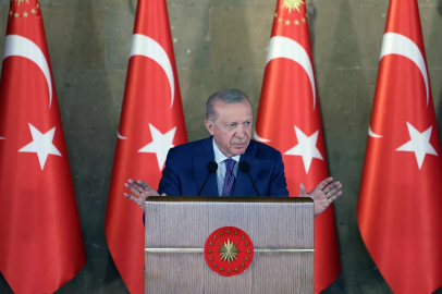 Cumhurbaşkanı Erdoğan: Bu ülkenin dış politikasını sadece ve sadece Türk milleti belirler