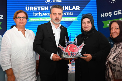 Bursa Büyükşehir Belediyesi Başkan Vekili Şahin Biba, kadın dernekleri ve kooperatifleriyle bir araya geldi.