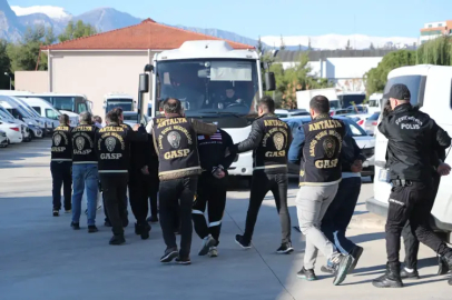 Antalya'da sahte polis operasyonunda 4 milyon dolarlık kripto varlık iddiası: Sanıkların yargılanmasına devam edildi