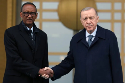 Cumhurbaşkanı Erdoğan ile Ruanda Cumhurbaşkanı Paul Kagame ile görüştü