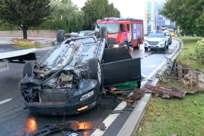 Ataşehir'de otomobil yolda takla attı: 2 yaralı