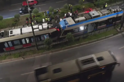 Zeytinburnu'nda iki tramvay çarpıştı: 11 yaralı