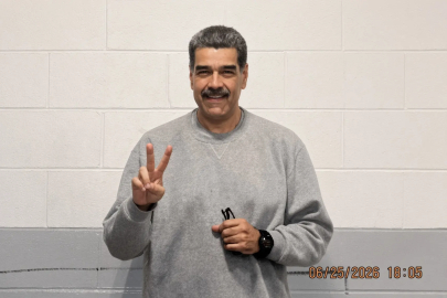 Maduro’dan ABD’de ilk fotoğraf: “Dimdik ayaktayız”