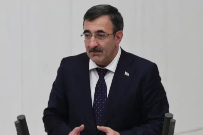 Cevdet Yılmaz, Ağustos'ta yıllık enflasyonun %31,51'e gerilediğini açıkladı.
