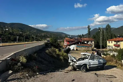 Tokat’ta kavşakta iki otomobil çarpıştı: 1 ölü, 3 yaralı