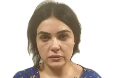 64 yıl 6 ay hapis cezasıyla aranan kadın İstanbul Esenler’de canlı yayında yakalandı