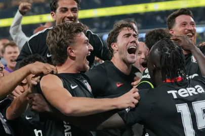 Beşiktaş Kadıköy’de Fenerbahçe’yi 2-1 mağlup etti