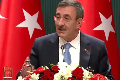 Cevdet Yılmaz açıkladı: 2026 büyüme ve enflasyon tahminleri güncellendi